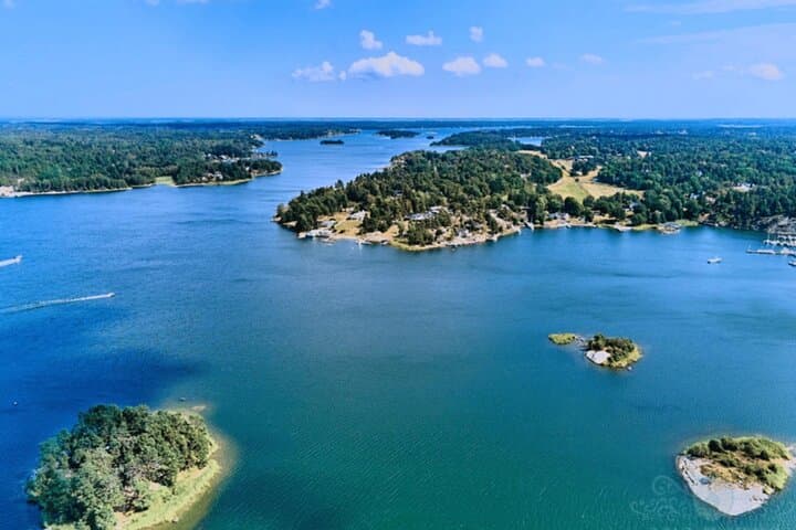 Stockholm Archipelago Cruise with Swedish Fika aboard M/S Vindhem photo 6