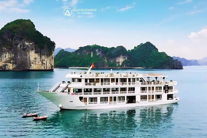 Ha Long Bay 2-Day Aqua Elegance Overnight Cruise: Sung Sot, Kayaking & Ti Top Beach