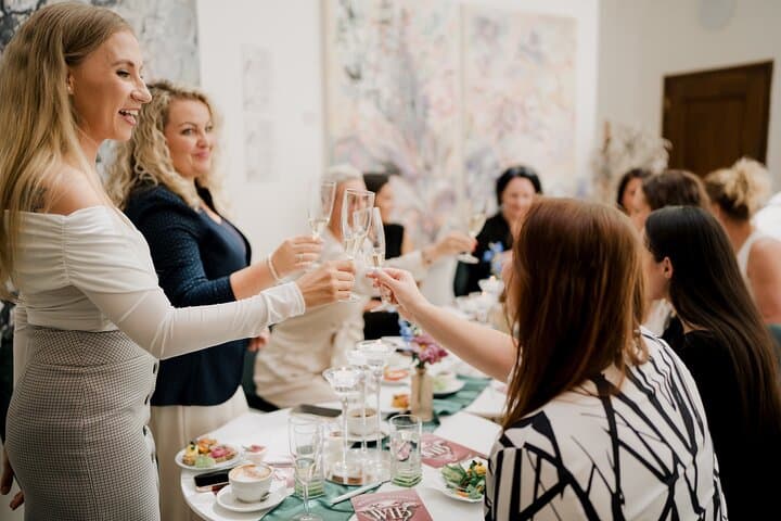 Bottomless Brunch by the Charles Bridge: Prosecco, Pastries & Prague Art photo 2