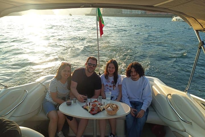 Private Porto Speedboat Cruise on the Douro: Port Wine & Riverside Sights photo 4