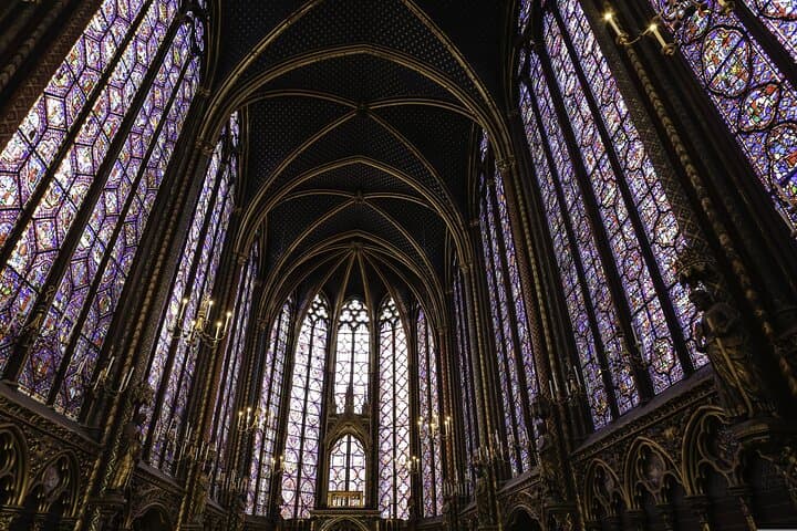 Notre-Dame Walking Tour with Optional Sainte-Chapelle or Crypt Entry — Skip-the-Line Paris History Walk photo 2