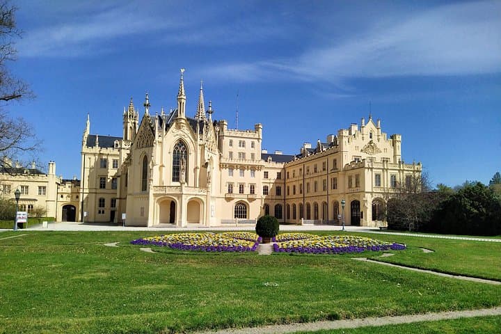 Lednice-Valtice & Mikulov: South Moravia Wine Culture and UNESCO Landscape Day Tour
