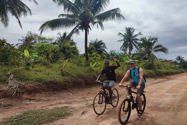 Zanzibar Spice Farm Bike Tour: Pedal Through Aromatic Adventures photo 2