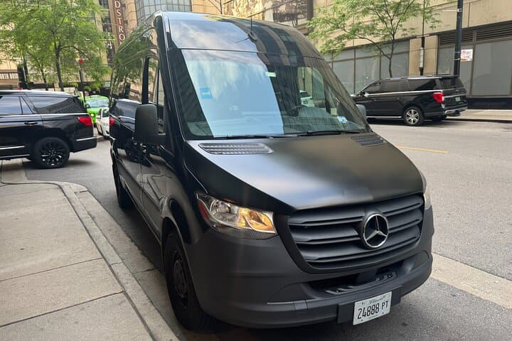 Chicago Private Sprinter Van Transfers: O'Hare & Midway Door-to-Door Service