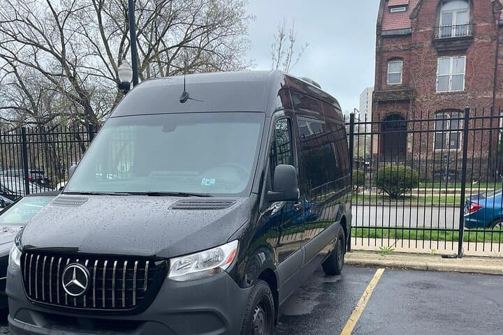 Chicago Private Sprinter Van Transfers: O'Hare & Midway Door-to-Door Service photo 5