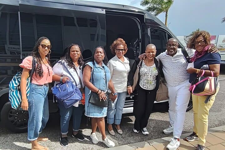 Private Transfers & VIP Taxi Service at SXM: What to Expect in St. Maarten
