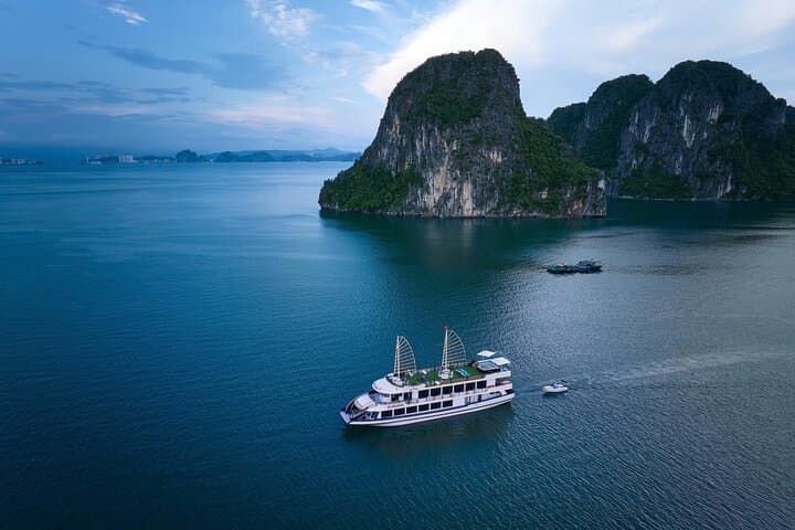 Halong Bay Day Cruise: Kayak, Titov Island, Sung Sot Cave & Sunset Jacuzzi photo 1