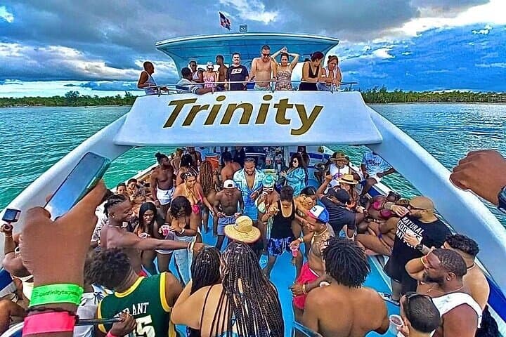 Luxurious Catamaran Snorkeling Adventure in Punta Cana