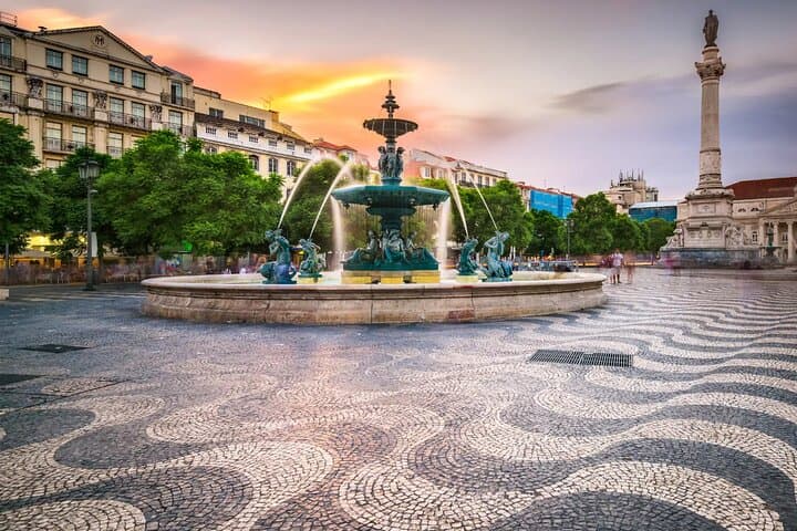 Lisbon Private Walking Tour with a Local — Best Downtown Sights & Viewpoints photo 2