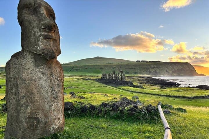 Sunrise at Ahu Tongariki — Easter Island Sunrise Tour photo 2
