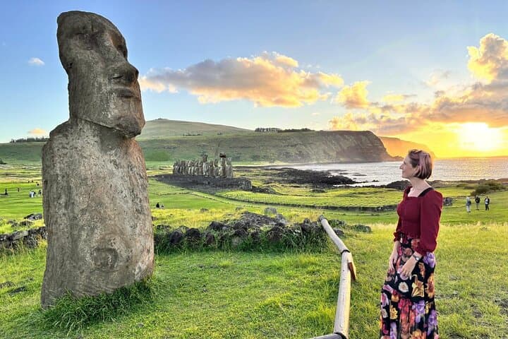 Sunrise at Ahu Tongariki — Easter Island Sunrise Tour photo 5
