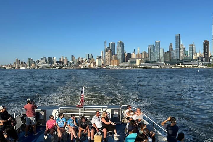 NYC Skyline & Statue of Liberty Sightseeing Cruise from South Street Seaport photo 4