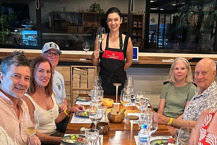 Puro Vino Tamarindo: Sunset Wine Cruise with Tastings & Tapas photo 4