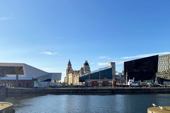 Liverpool Taverns, Temples and Traditions: Interactive City Game Walk photo 3