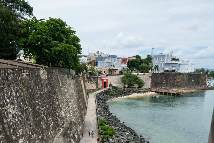 Old San Juan Walking Tour: History, Forts & Colonial Streets