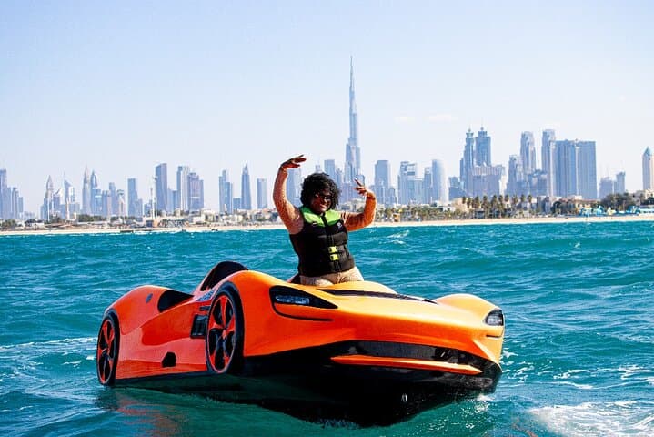 Jet Car Experience Abu Dhabi: High-Speed Car-Style Water Ride photo 2