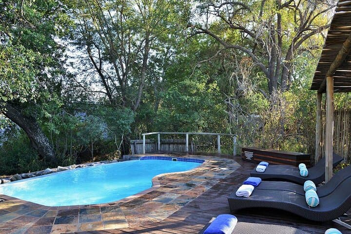 3-Day Rhino Post Safari Lodge: Kruger Big 5 Safari & Luxury Bush Lodge photo 3
