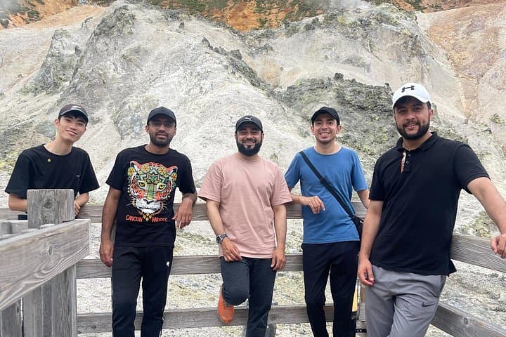 Noboribetsu to Lake Toya: Private Volcanoes, Samurai & Lakes Day Tour photo 2