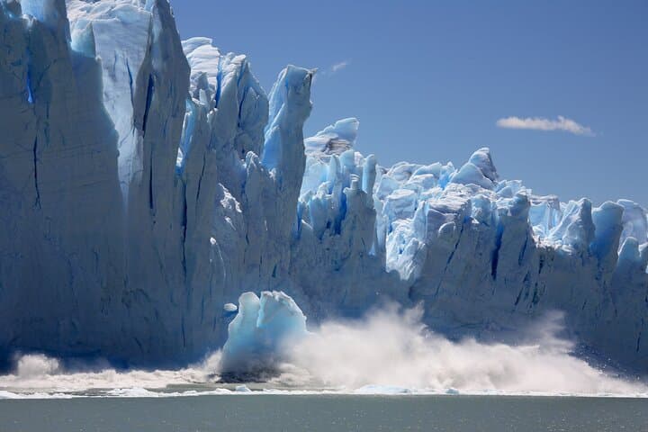Full Moon at Perito Moreno Glacier: 3-Day El Calafate Stargazing & Glacier Tour photo 3