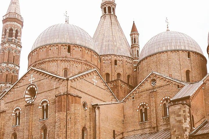 Private Padova Walking Tour: Explore Prato della Valle, Basilica & Botanical Garden with a Local photo 2