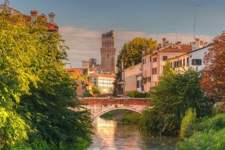 Private Padova Walking Tour: Explore Prato della Valle, Basilica & Botanical Garden with a Local photo 3