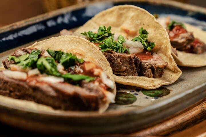 Kenosha Walking Food Tour: Tacos, Thin-Crust Pizza & Brewery Stops