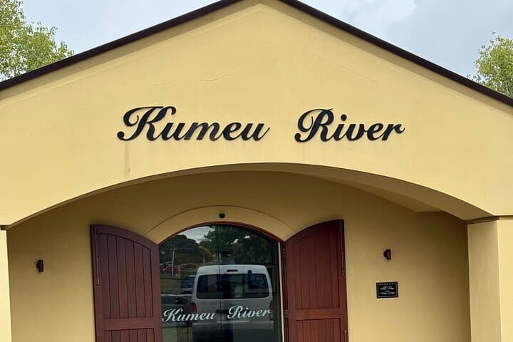 Kumeu Wineries & Hallertau Brewery Day Tour from Auckland
