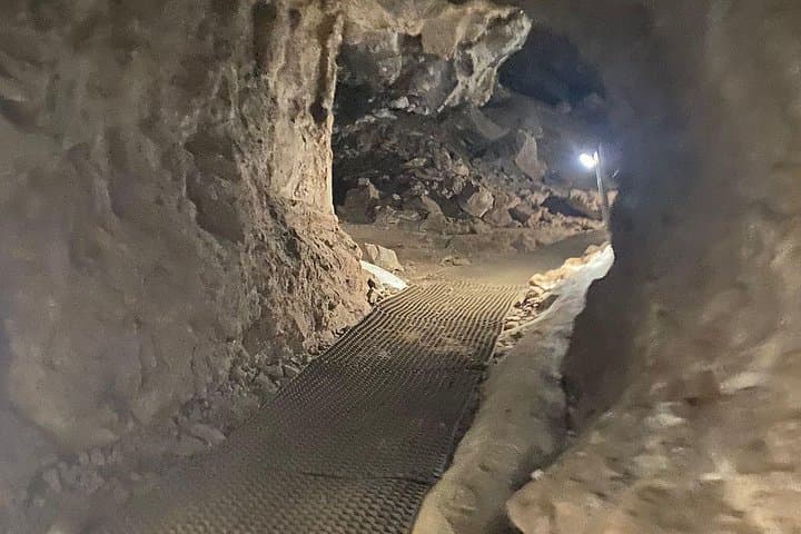 Cradle of Humankind Express Tour: Sterkfontein Caves & Maropeng in 3 Hours photo 3