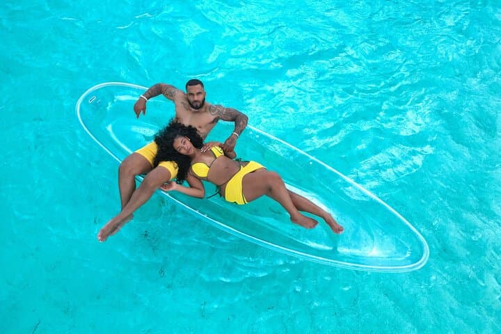Clear Kayak Drone Photoshoot at Saunders Beach, Nassau — Couples on Turquoise Water