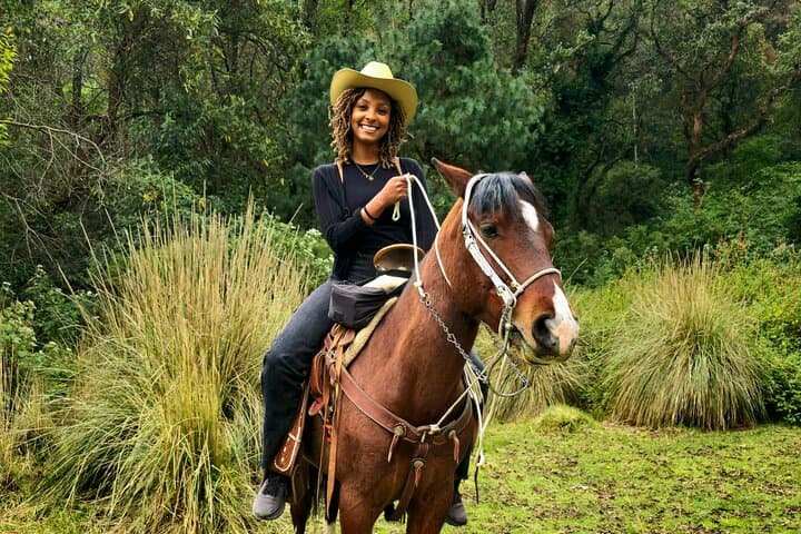 Horseback Riding in the Mountains with Cabin Breakfast near Mexico City photo 3