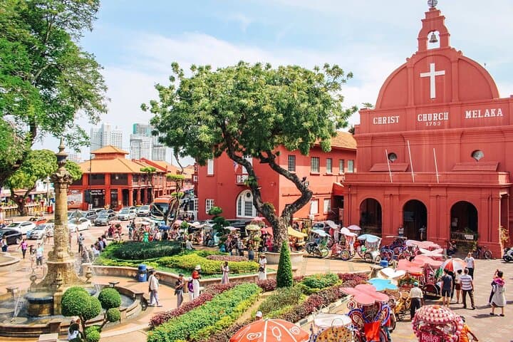 Photogenic Malacca: Private Instagram Hotspots Tour of Dutch Square, Jonker Walk & Straits Mosque photo 2