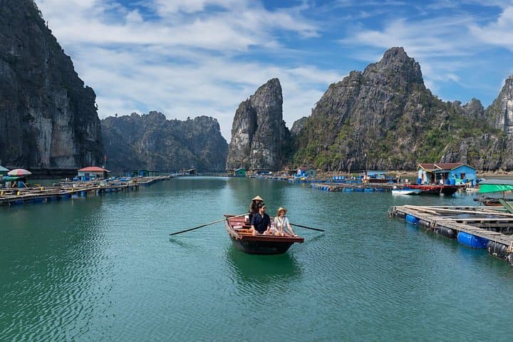 Calista Luxury Halong Bay Cruise: 2-Day Pool, Kayaking & Cave Exploration from Hanoi photo 4