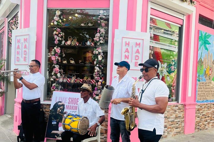 Puerto Plata Rum, Cigars & Pirates Walking Tour photo 2