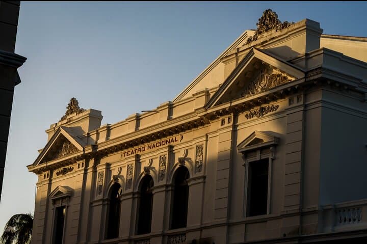 Panama Beyond: Casco Viejo & Panama Canal Secrets — Best City Tour photo 3
