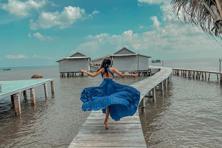Phu Quoc Sunset Voyage: Luxury Cruise, Underwater Walking & Dinner Sail photo 5