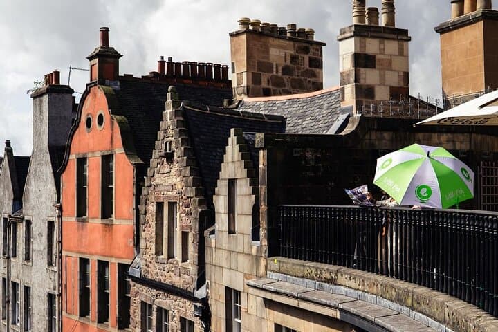 Edinburgh Old Town Walking Tour: History, Tales & Royal Mile Highlights photo 4