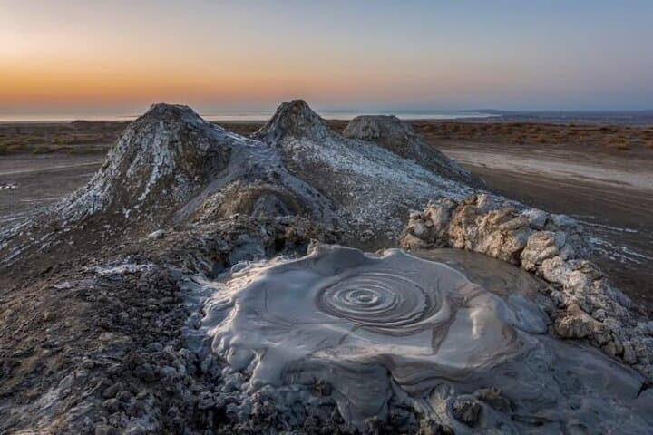Azerbaijan’s Land of Fire: Gobustan Petroglyphs, Mud Volcanoes, Ateshgah & Yanardag photo 6