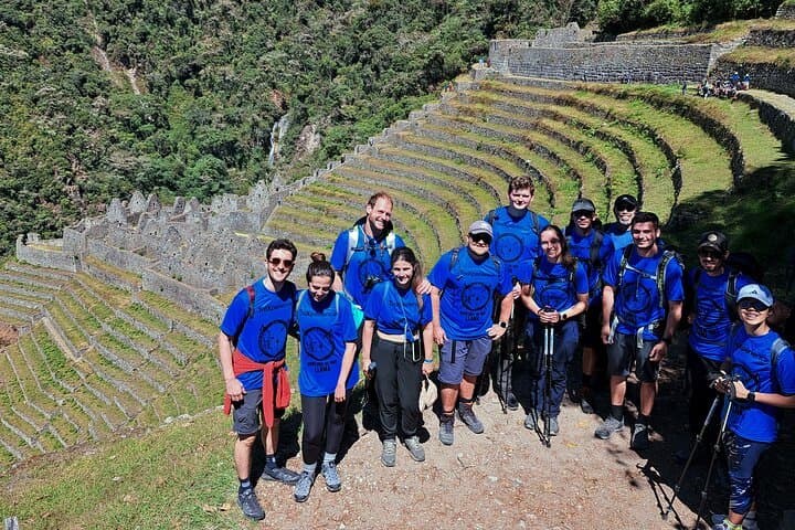 2-Day Short Inca Trail to Machu Picchu: Sun Gate Hike & Vistadome Train