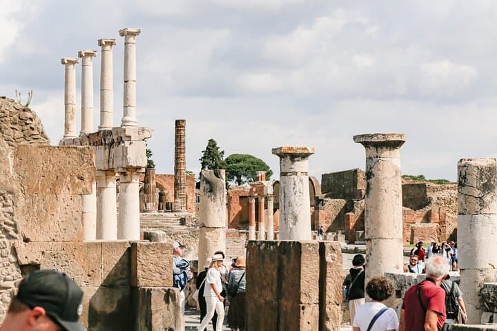 Pompeii Guided Tour with Priority Entrance — 2.5-Hour Skip-the-Line Walking Experience photo 5