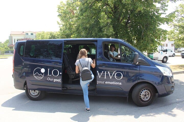 Half-Day Prosecco Hills Tour from Padua: Valdobbiadene Wineries & Molinetto della Croda photo 2