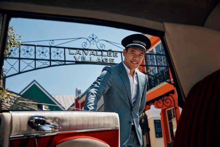 La Vallée Village Shopping Express Shuttle from Paris — Designer Outlets with Easy Round-Trip Transfer photo 3