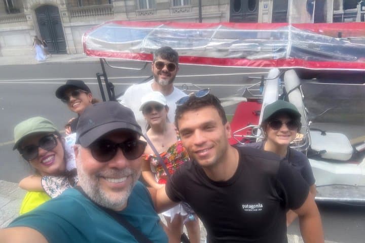 Paris Electric Tuk-Tuk Private Tour — 3-Hour Saint-Germain to Eiffel Highlights photo 2