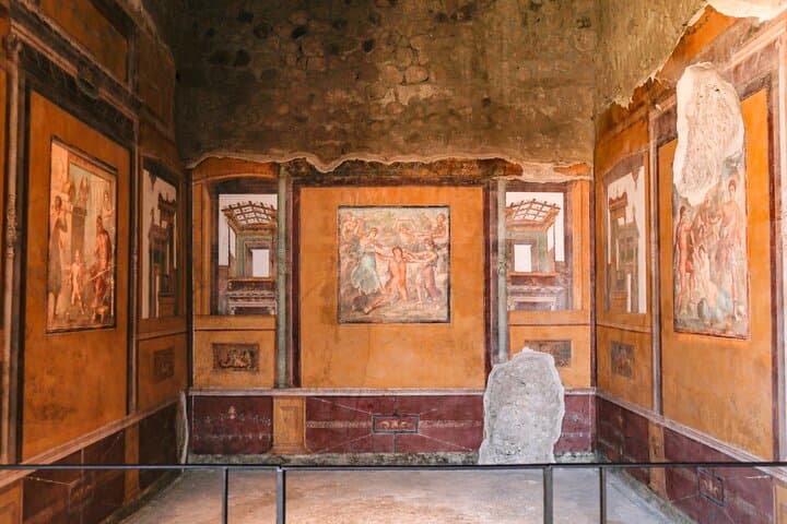 Pompeii Guided Tour with Priority Entrance — 2.5-Hour Skip-the-Line Walking Experience photo 6