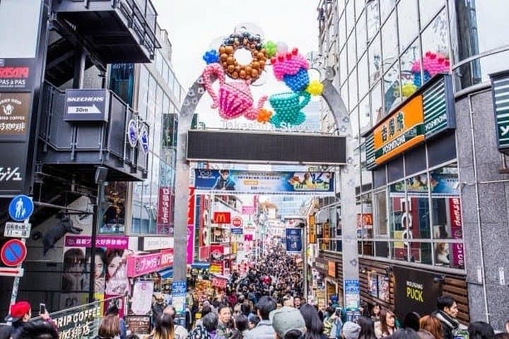 Tokyo Full-Day Private City Tour: Temples, Towers & Streets with a Local Guide photo 6