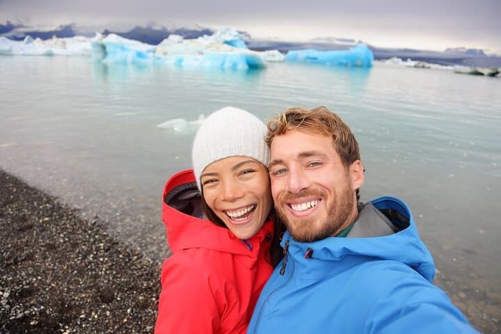 3-Day Northern Lights Hunt and Glacier Lagoon Tour from Reykjavik photo 4