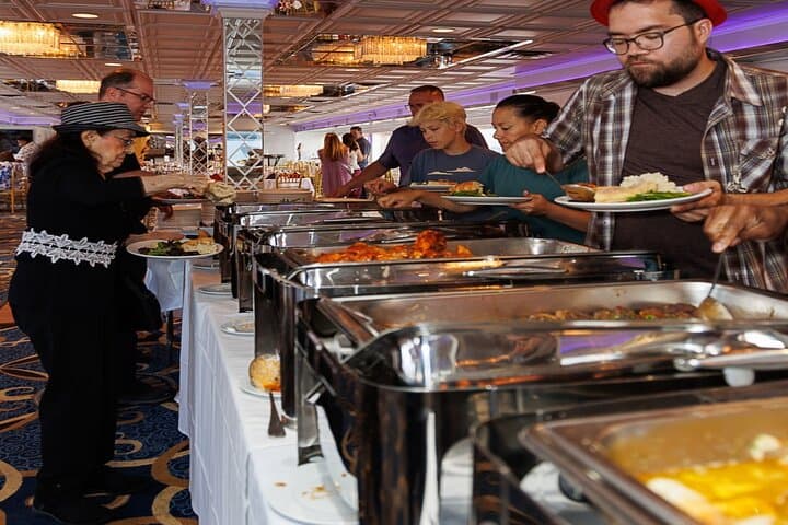 Horizon's Edge NYC New Year's Eve Family Cruise: Fireworks, Dinner & DJ photo 3