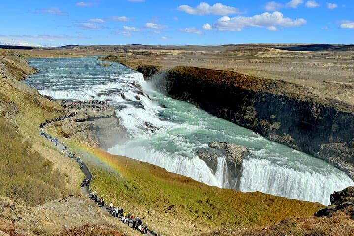 Golden Circle Private Tour: Thingvellir, Geysir & Gullfoss Early-Start