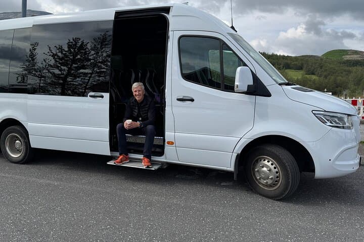 Golden Circle Private Tour: Thingvellir, Geysir & Gullfoss Early-Start photo 6