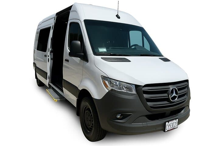 Private Transfers from LAX: Reliable Door-to-Destination Service in Los Angeles