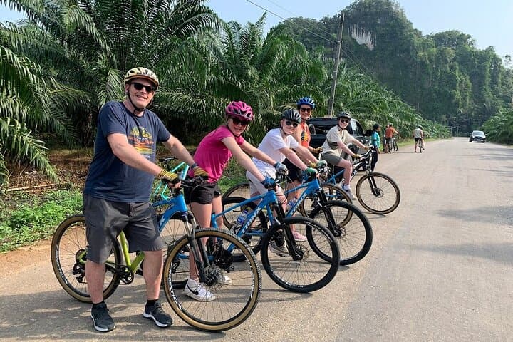 Langkawi Countryside Cycling Tour: Paddy Fields, Villages & Local Snacks